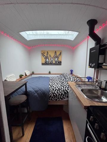 Quex Livery Glamping Birchington-on-Sea Exterior photo