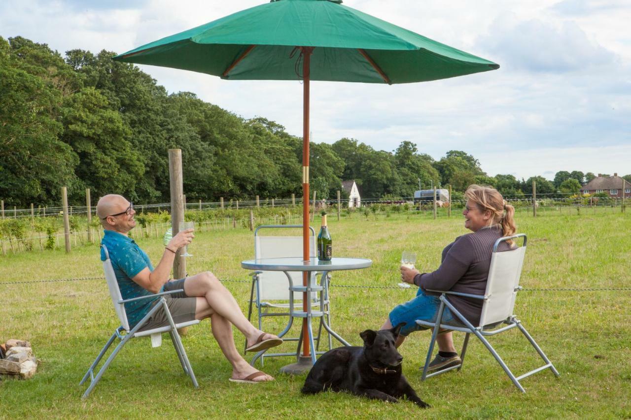 Quex Livery Glamping Birchington-on-Sea Exterior photo